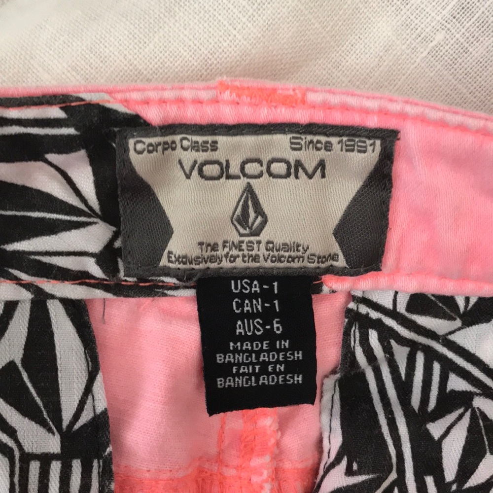 Volcom short - Picture 4 of 4